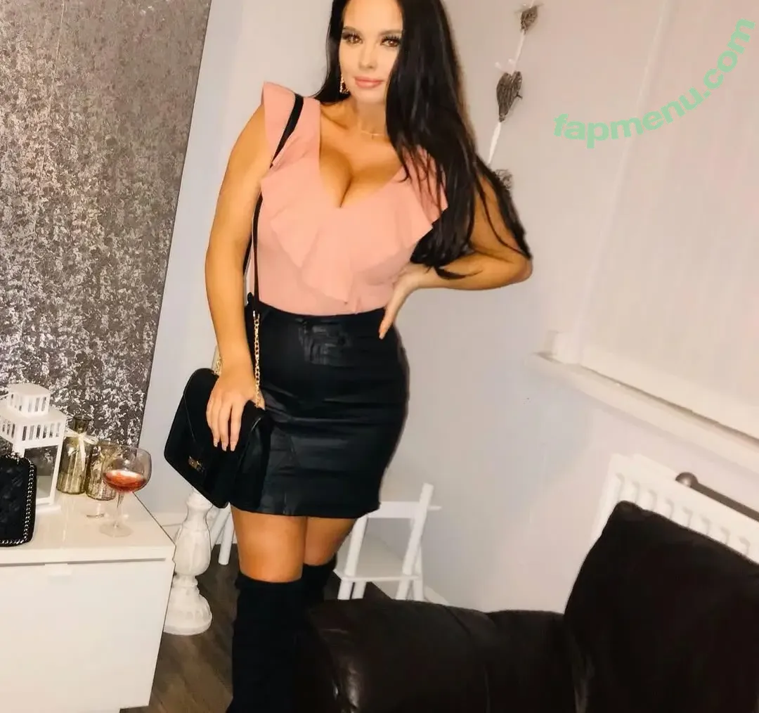kymgraham92 nude photo #0162 (kymmodel21)
