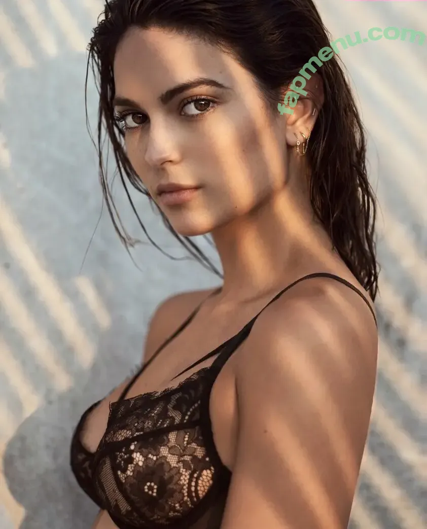 Kyra Santoro nude photo #0265 (kyrasantoro)