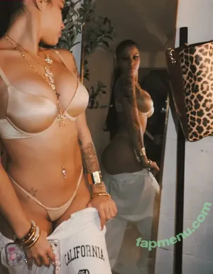 kyxrae / kyleeraecook / kyleexcook / kyleexrae nude photo #0003