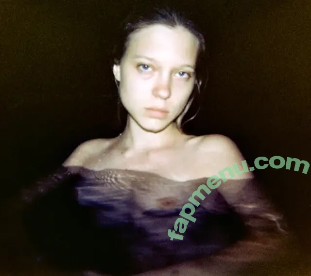 Léa Seydoux nude photo #0211 (Seydoux_Lea / leaseydoux_genuine)