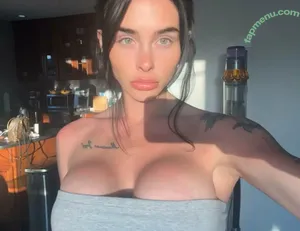  nude photo #0002