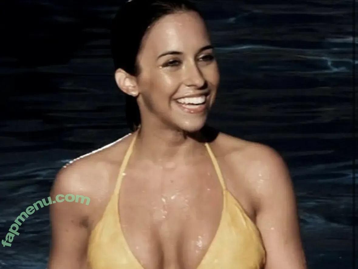 Lacey Chabert nude photo #0134 (thereallacey)