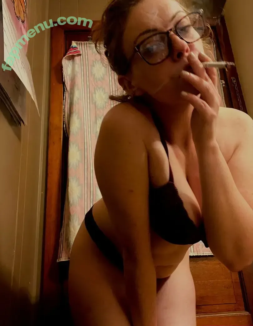 laciethewife nude photo #0020 (ms.laciecoy)