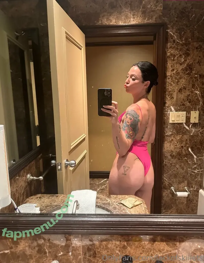 lackofskillets nude photo #0154 (lackofsalt__)