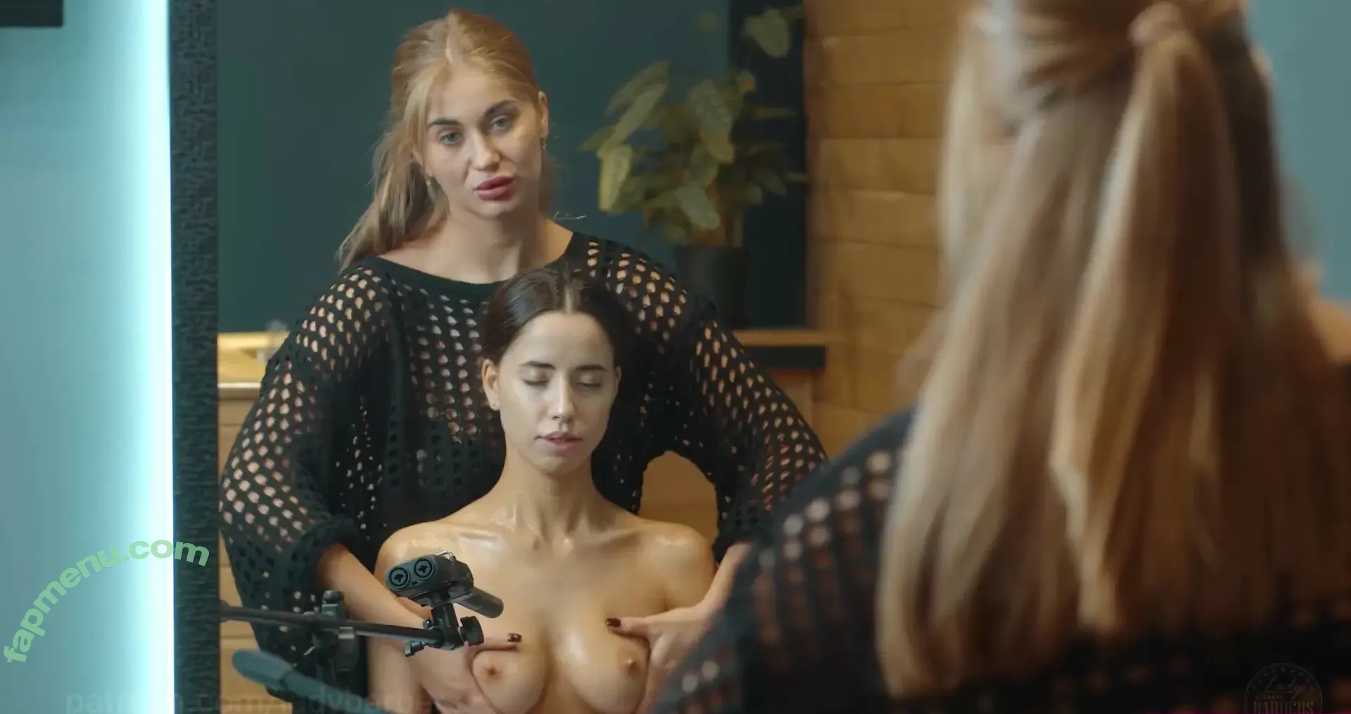 Lady Barbers Asmr nude photo #0052 (asmrladybarbers / ladybarbers)