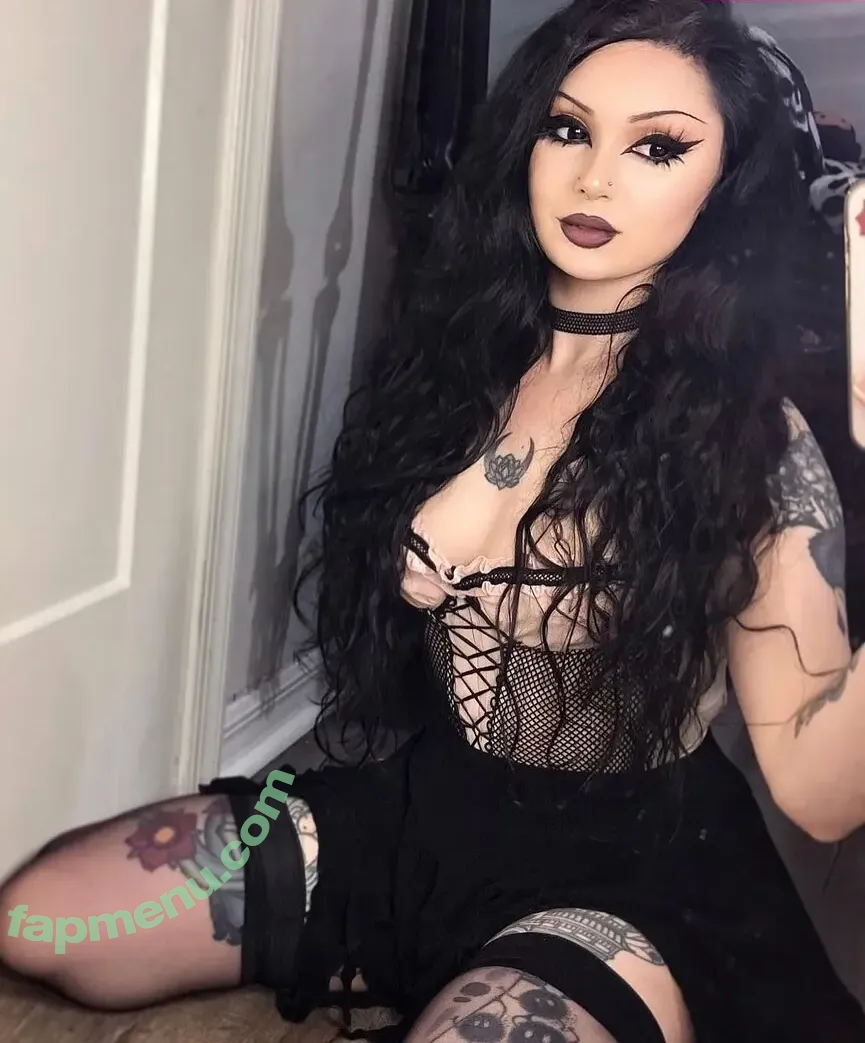 lady.scythe nude photo #0012 (lady.scythe)