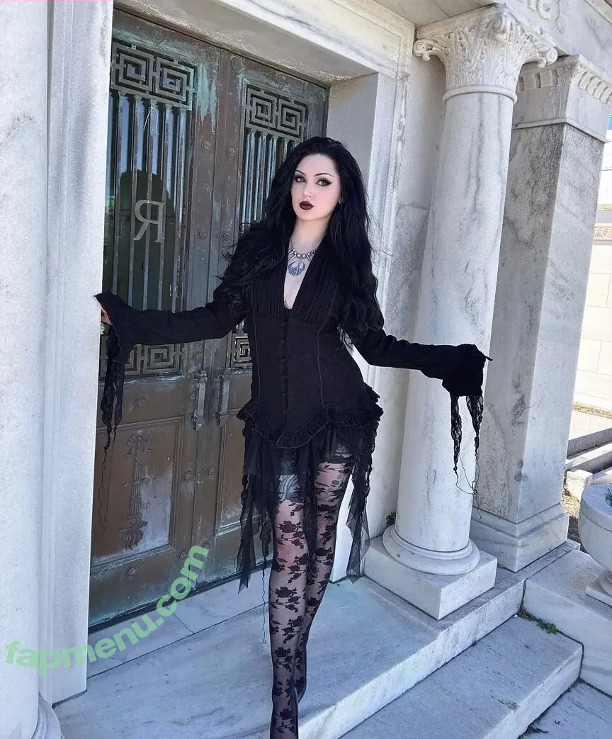 lady.scythe nude photo #0017 (lady.scythe)