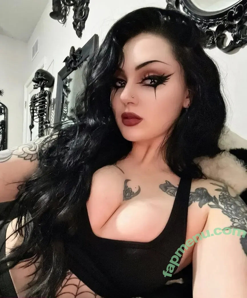 lady.scythe nude photo #0022 (lady.scythe)