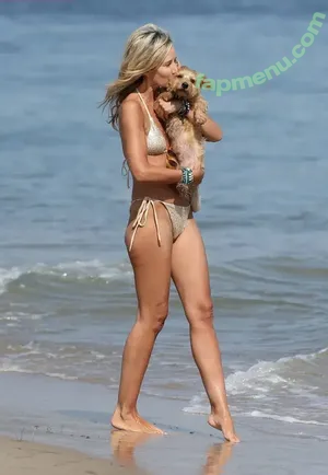 Lady Victoria Hervey / ladyvictoriahervey nude photo #0534