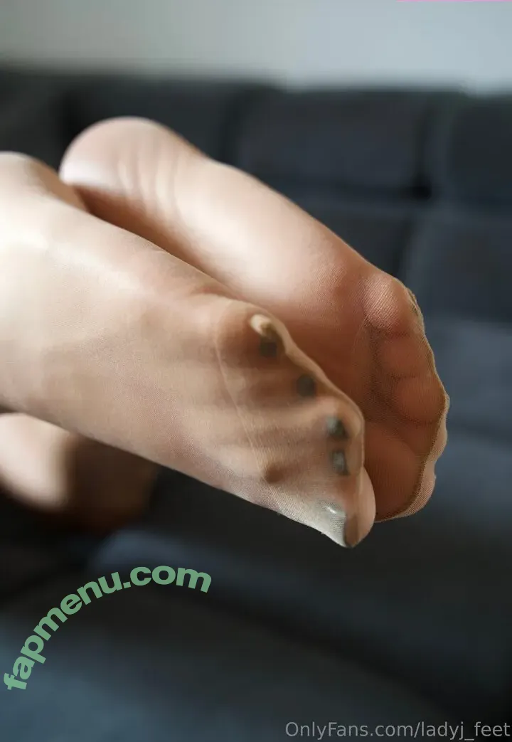 Ladyj_feet nude photo #0087 (Ladyj_feet)