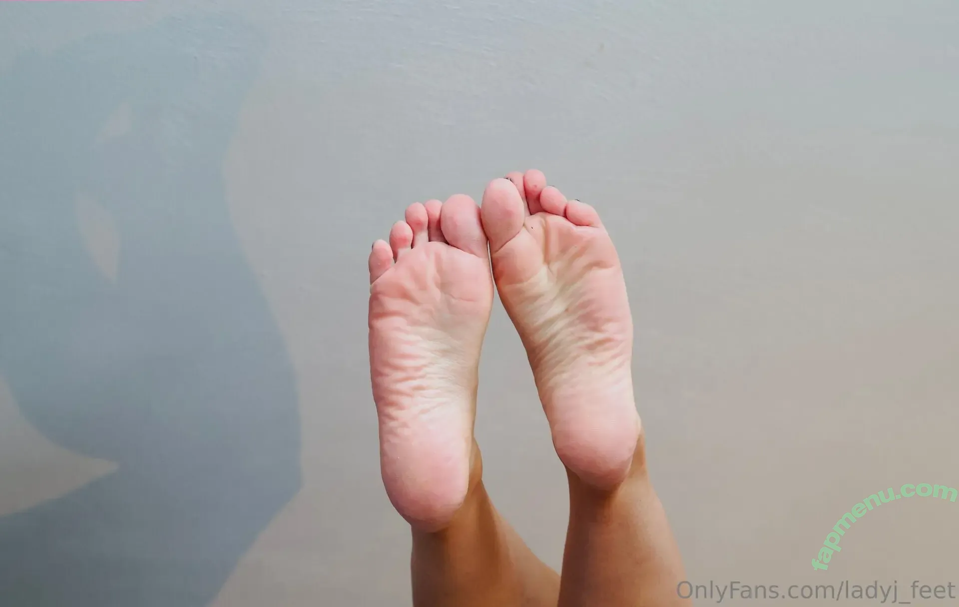 Ladyj_feet nude photo #0093 (Ladyj_feet)