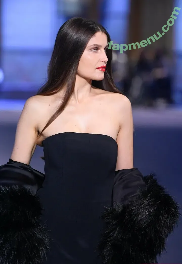 Laetitia Casta nude photo #0021 (laetitiacasta)