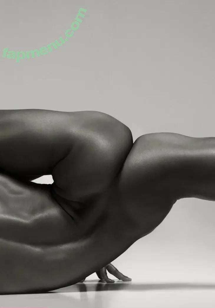 LaetitiaModel nude photo #0003 (LaetitiaModel)
