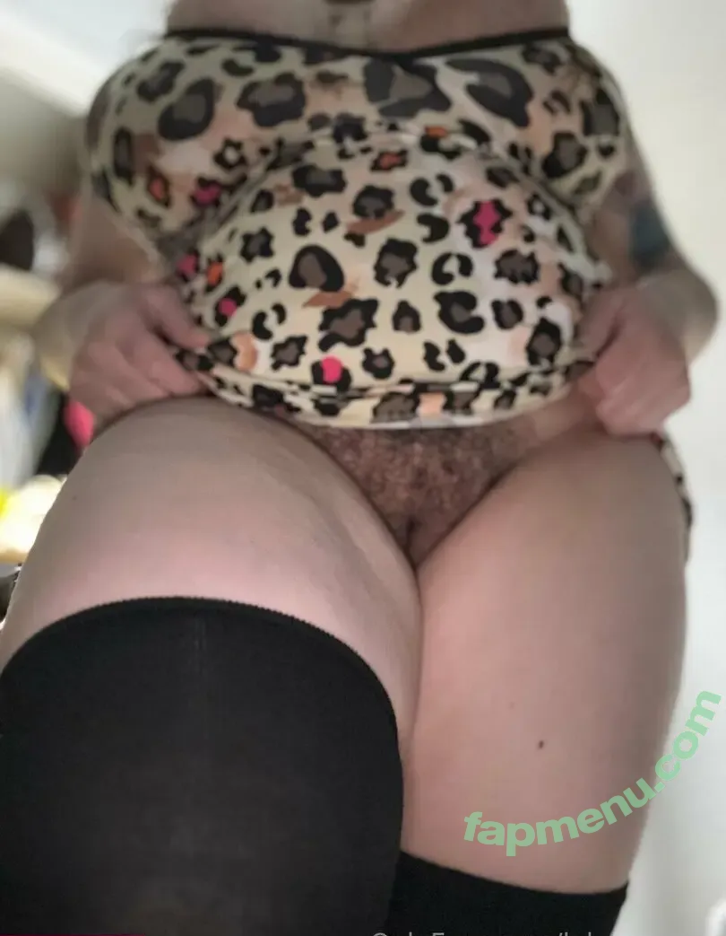 Lalenoraaa nude photo #0042 (lalaalaaa)