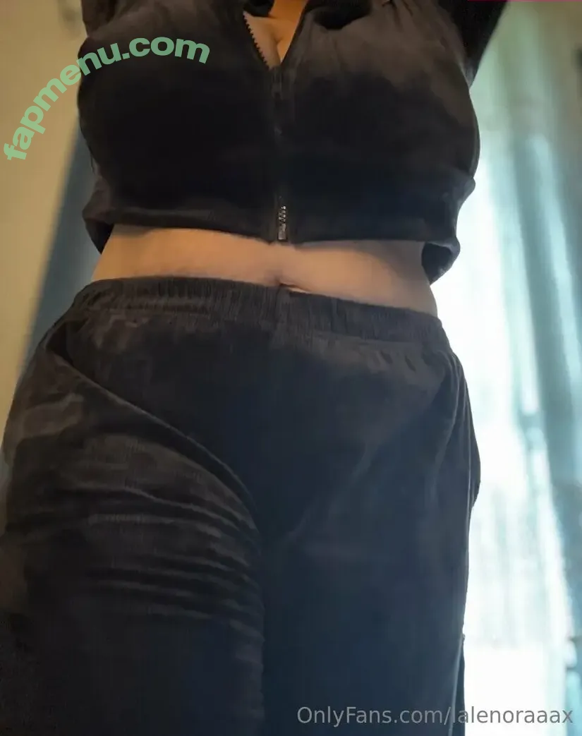 Lalenoraaa nude photo #0018 (lalaalaaa)