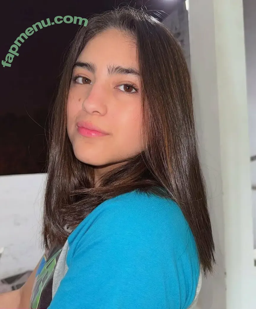 Laleyenda DeLuci nude photo #0003 (Laleyenda DeLuci)