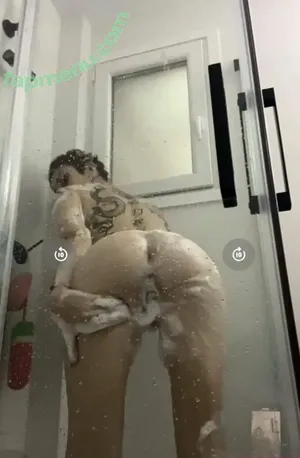  nude photo #0001