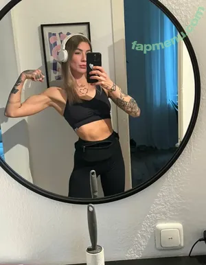 Lana.Bertz nude photo #0010