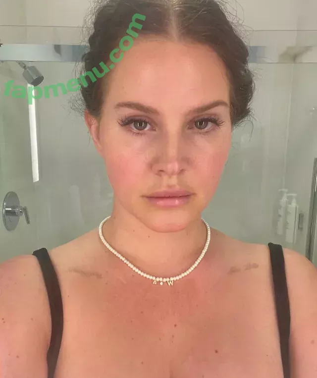 Lana Del Rey nude photo #0876 (lanadelreypictures / lanaraybabyx)