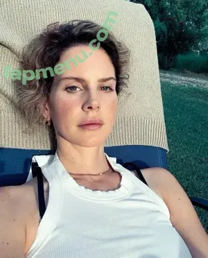Lana Del Rey / lanadelreypictures / lanaraybabyx nude photo #1102