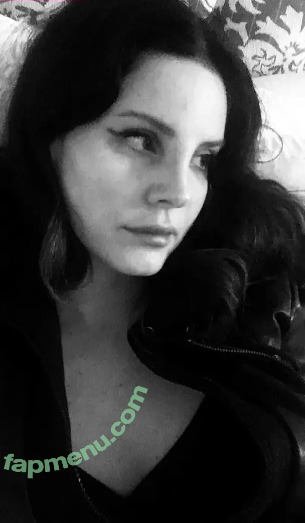 Lana Del Rey nude photo #1103 (lanadelreypictures / lanaraybabyx)