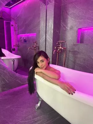 Lana_Kane / Halfbredxbarbie / Nofacechicagogirl / lanakanexxx / laura__es__ nude photo #0045