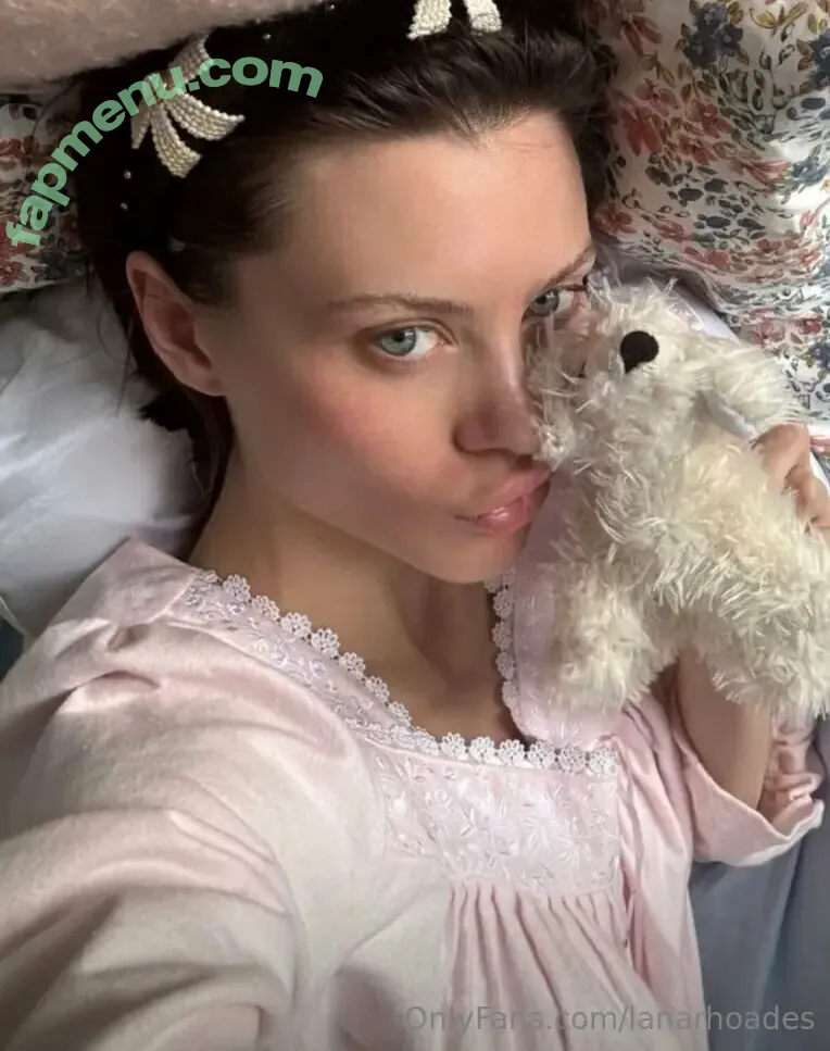 lanarhoades nude photo #0008 (lanarhoades)