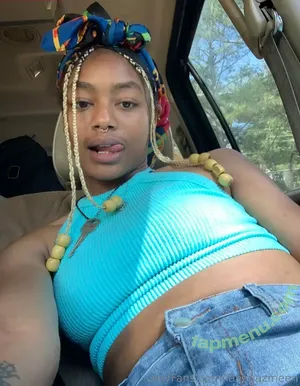 nude photo #0004