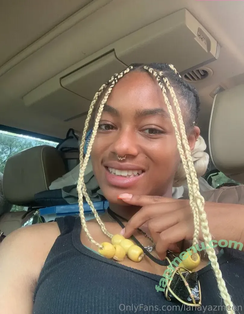 lanayazmeen nude photo #0003 (lanayazmeen)