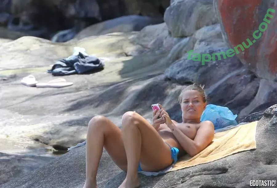 Lara Bingle nude photo #0004 (MsLWorthington / laraworthington)