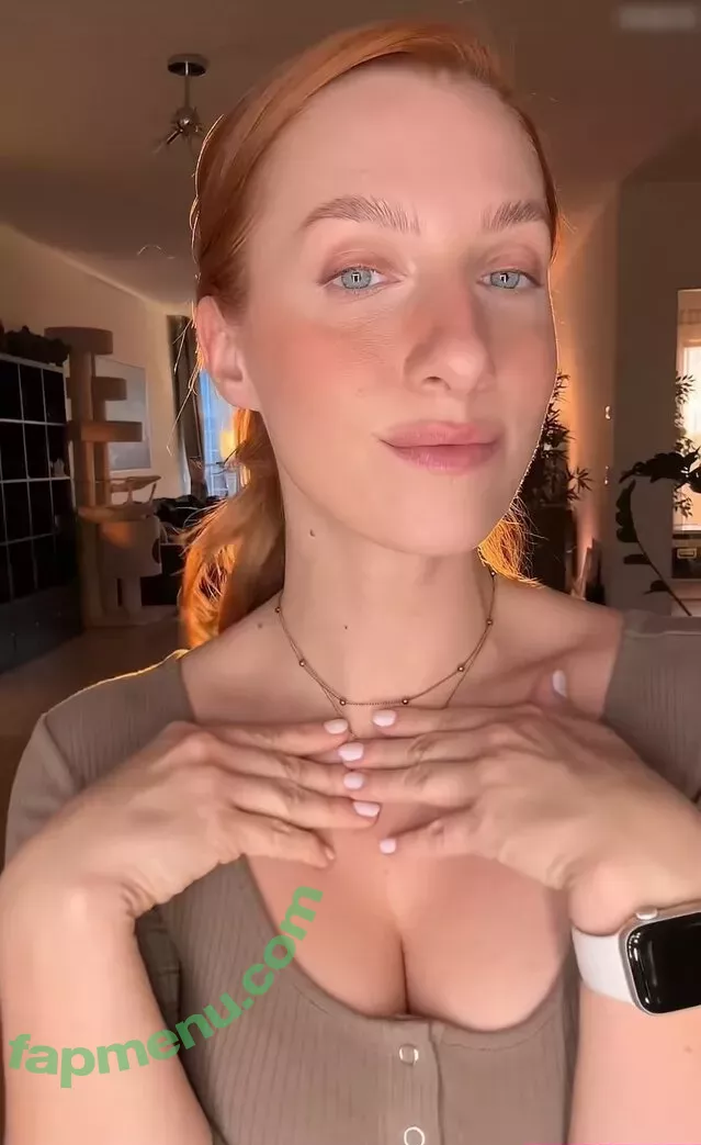 Lara Loft nude photo #0543 (Lara_Loft / laraloft / sarahtoninx9_)