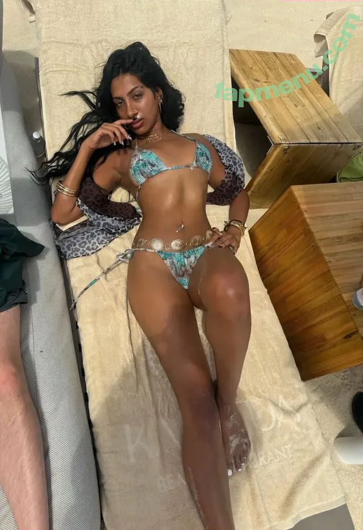Lara Raj nude photo #0070 (lararajj / memberKATSEYE)