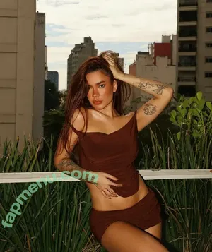 Lara Silva / laramoreira19 / larasilva nude photo #0025