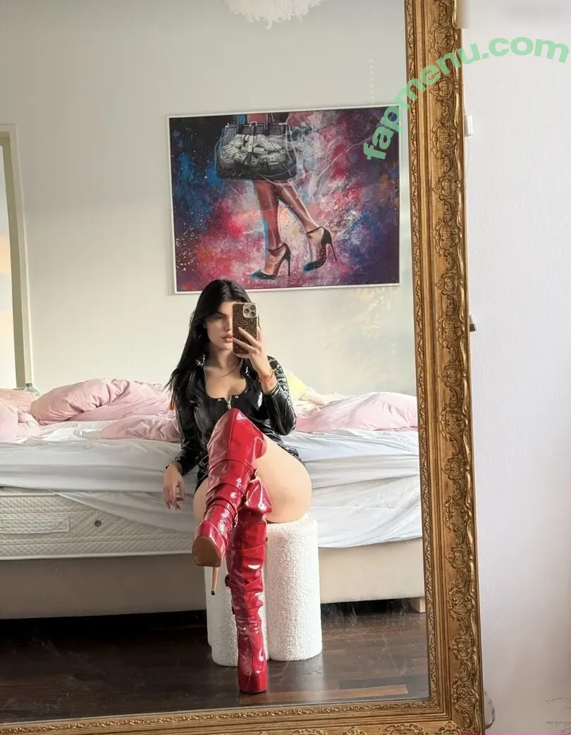Lara Winter nude photo #0191 (Larabenjamina / lara-benjamina / lara_winter)