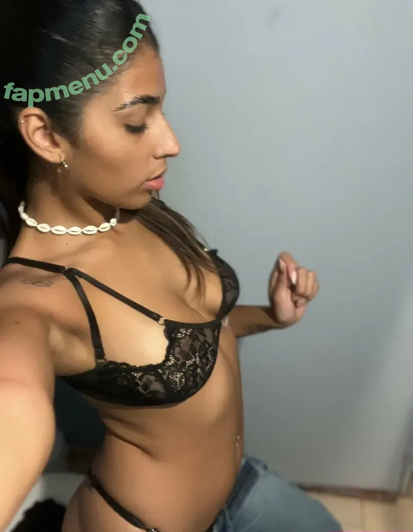 larafitz nude photo #0036 (larafitzz)