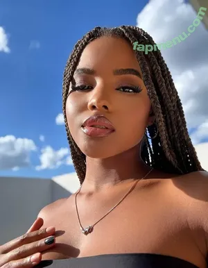 Larissa Siilva / larissa.siilva / larissasilva_xo nude photo #0084