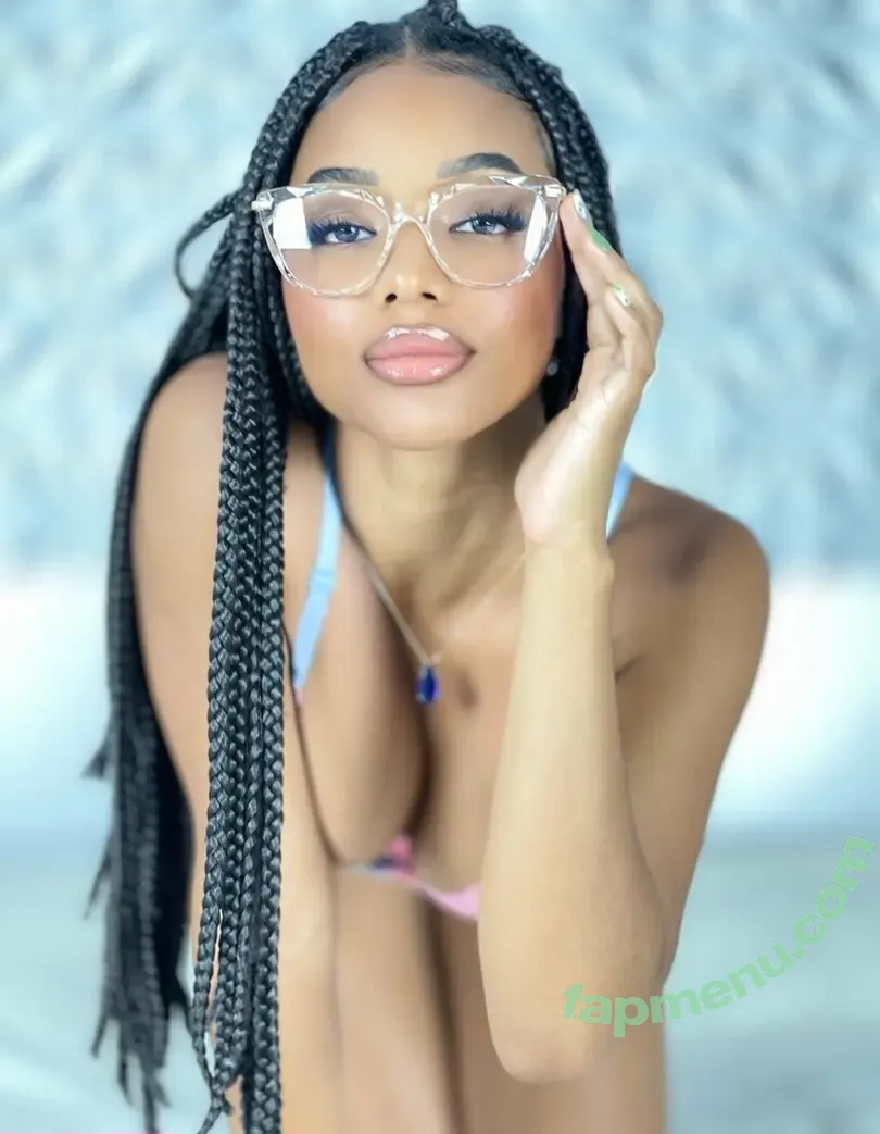 larissa.siilva nude photo #0003 (larissasilva_xo)