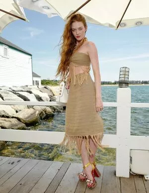 Larsen Thompson / larsenthompson nude photo #0223