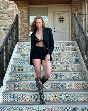 Larsen Thompson / larsenthompson nude photo #0439