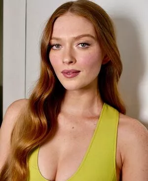 Larsen Thompson / larsenthompson nude photo #0542