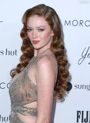 Larsen Thompson / larsenthompson nude photo #0649