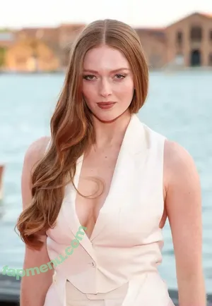 Larsen Thompson / larsenthompson nude photo #0993