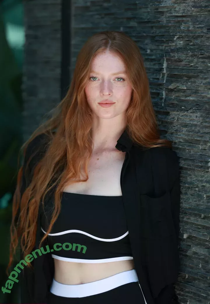 Larsen Thompson nude photo #0172 (larsenthompson)