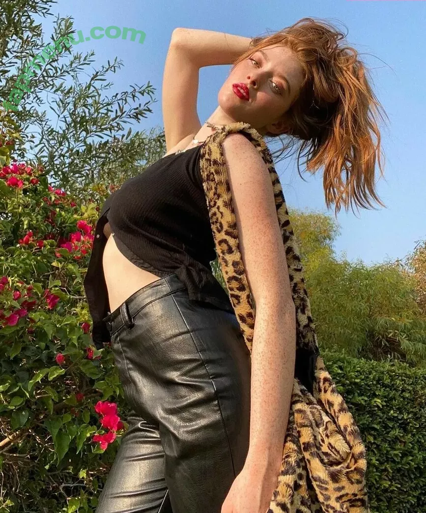 Larsen Thompson nude photo #0213 (larsenthompson)
