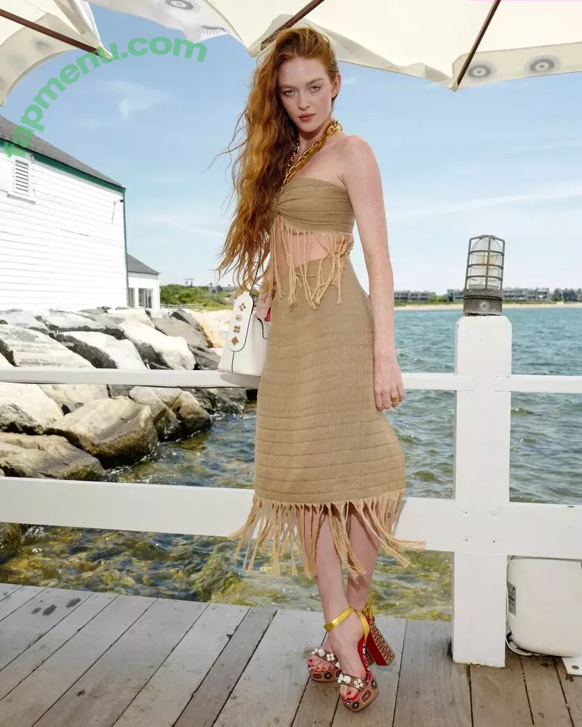 Larsen Thompson nude photo #0223 (larsenthompson)