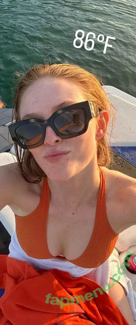 Larsen Thompson nude photo #0313 (larsenthompson)