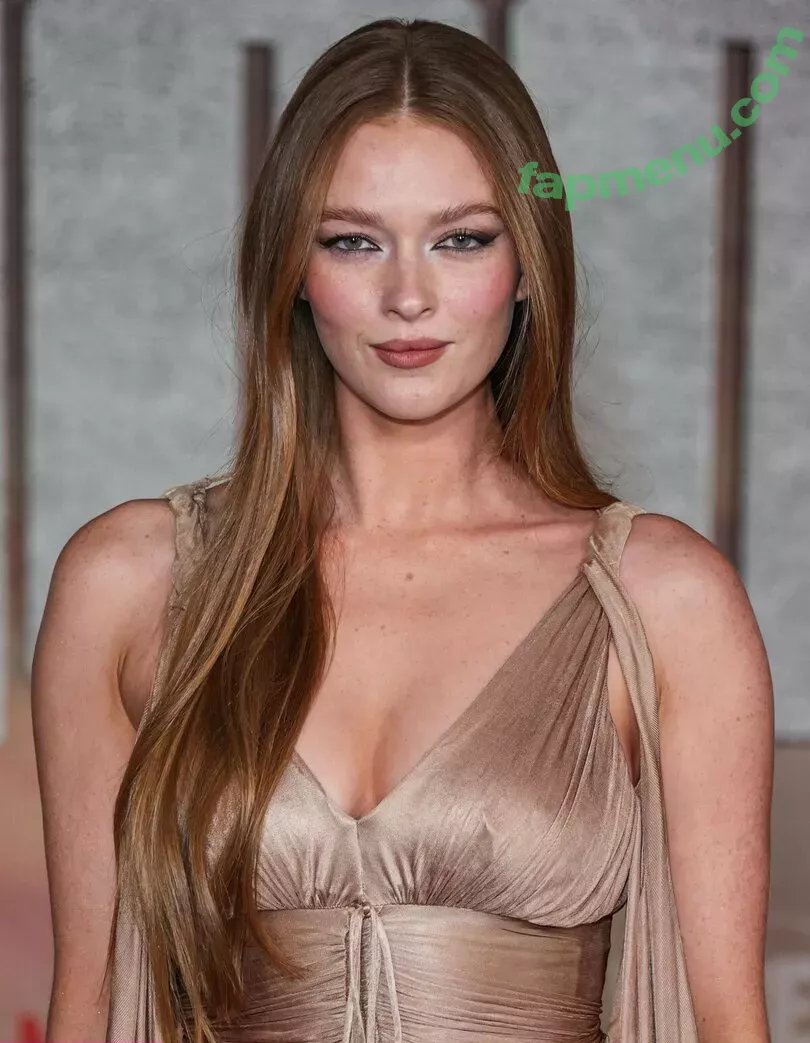 Larsen Thompson nude photo #0436 (larsenthompson)