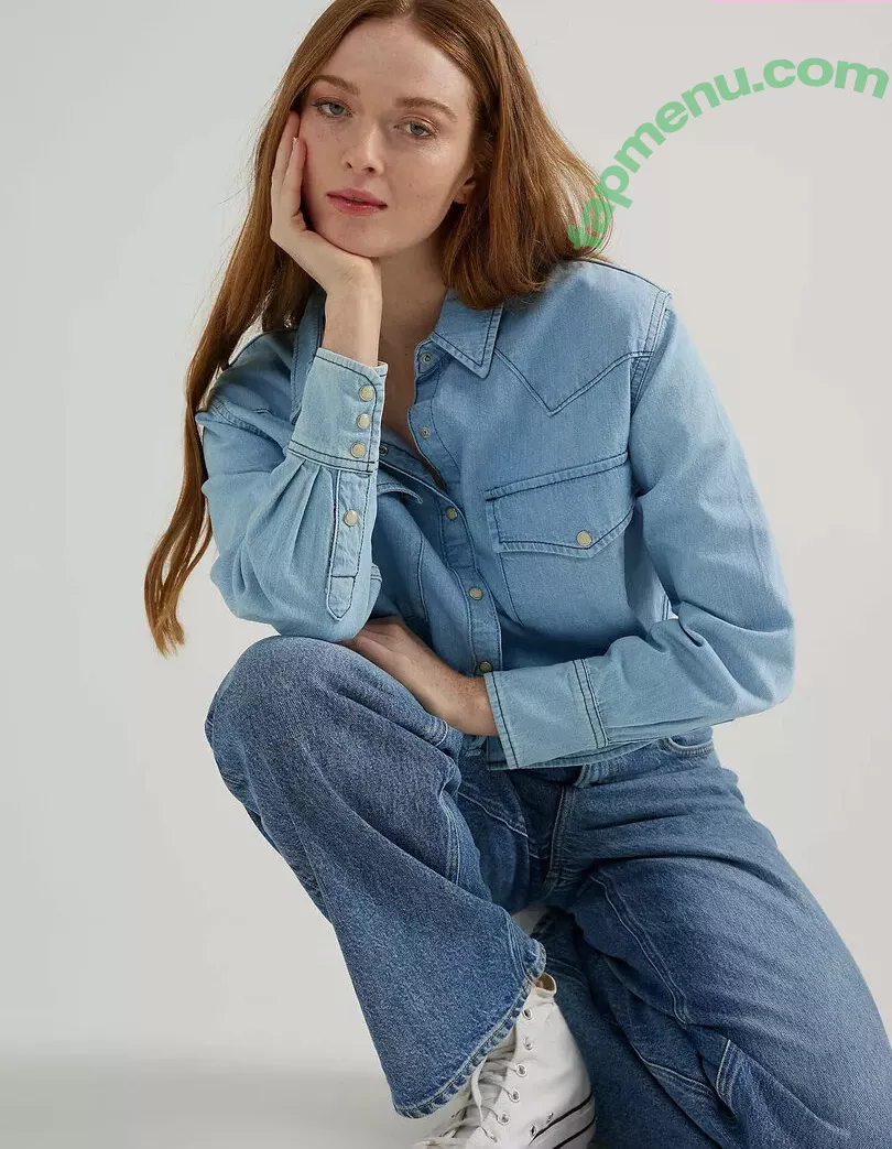 Larsen Thompson nude photo #0457 (larsenthompson)
