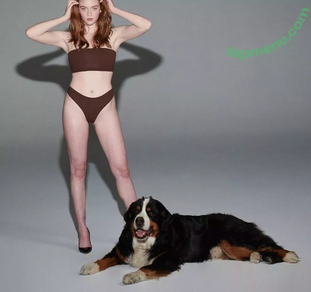 Larsen Thompson nude photo #0586 (larsenthompson)