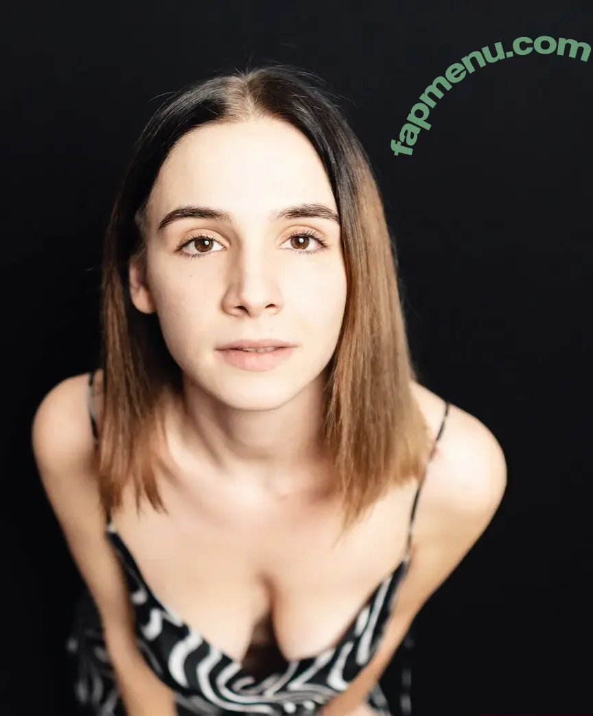 Lasonekk nude photo #0001 (Lasonekk)